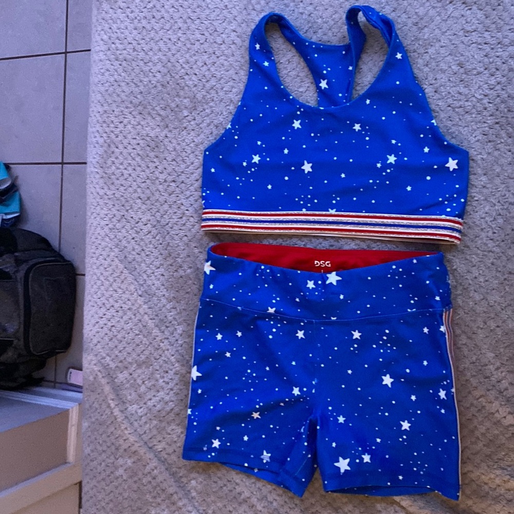Sport bra and short set
